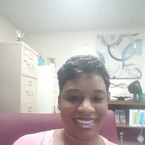 Meet your Posher, Tomeka